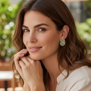 Vintage Green Jade Chip Oval Clip-On Earrings – Textured